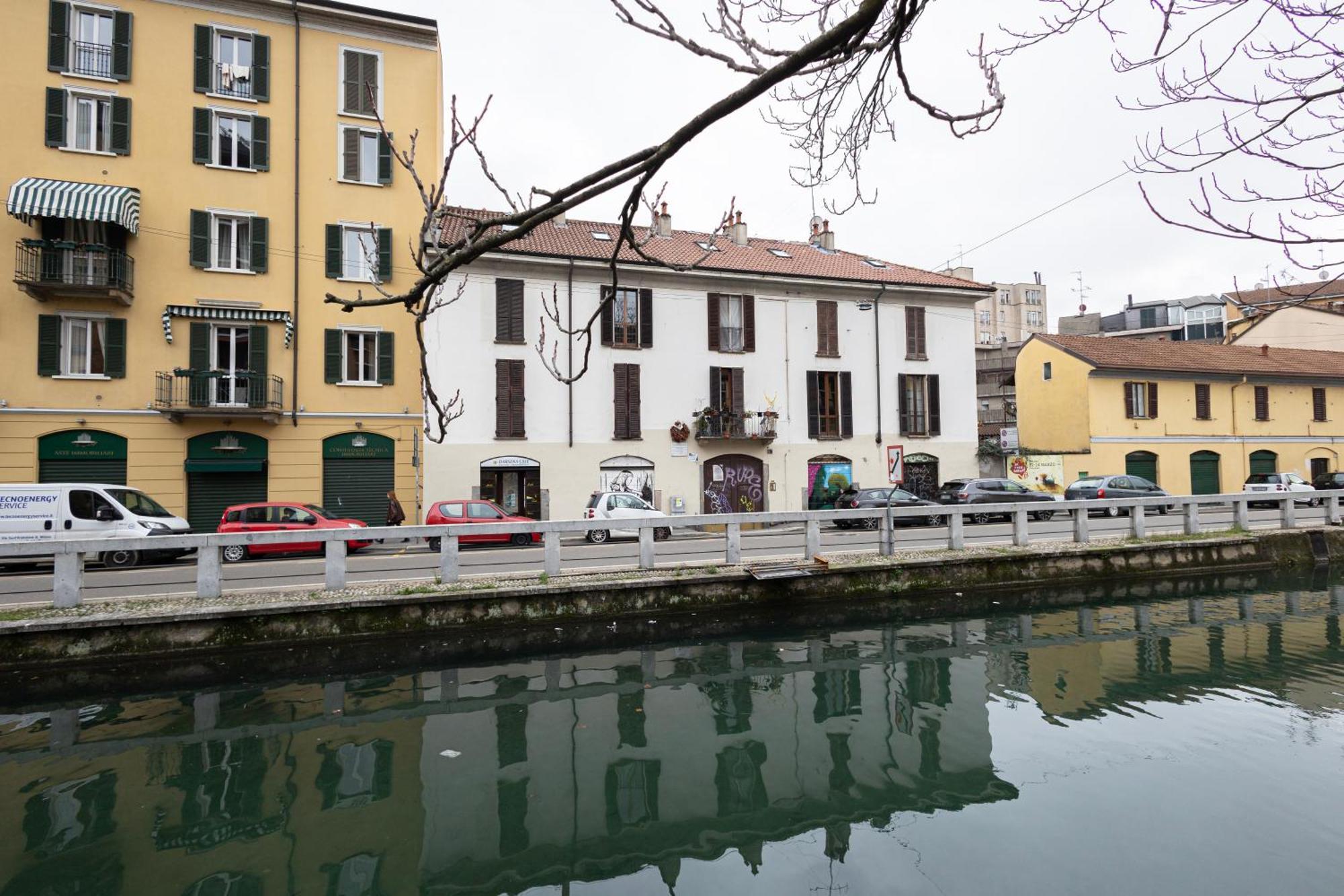 Apartment Flora 57 - Splendido Loft Nel Cuore Dei Navigli
